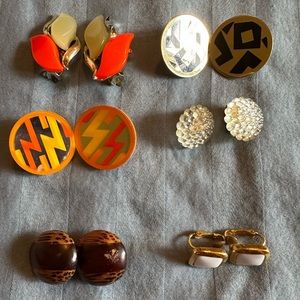 5/$20 6 pairs of vintage Avon clip-on earrings